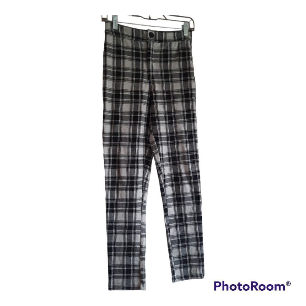 Forever 21 Plaid Pull On Skinny Ankle Pants